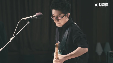 《远走高飞》吉他弹唱演示，弹完心情都开阔了！